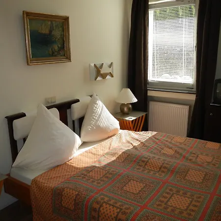 Meererbusch 4* Meerbusch