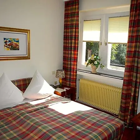 Hotel Meererbusch 4*