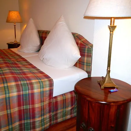 Hotel Meererbusch 4*