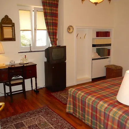 Hotel Meererbusch 4*