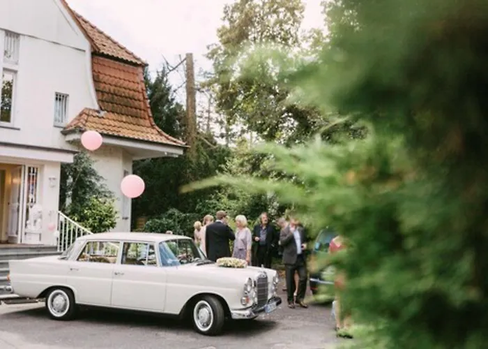 Hotel Meererbusch 4*