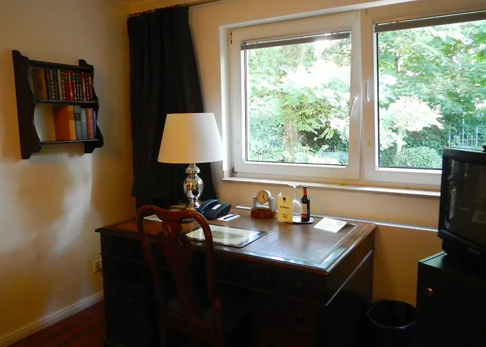 Hotel Meererbusch 4*